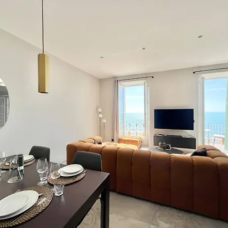 Apartment Center One Bedroom , & Sea View #15