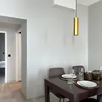 Center One Bedroom , & Sea View #15 Διαμέρισμα Μεντόν