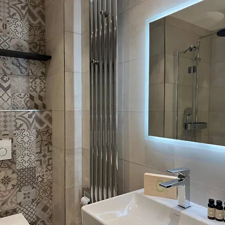 Center One Bedroom , & Sea View #15 Apartman *