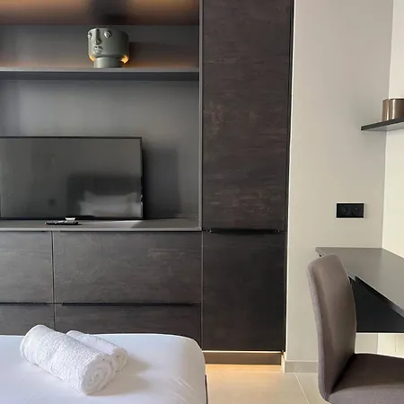 Center One Bedroom , & Sea View #15