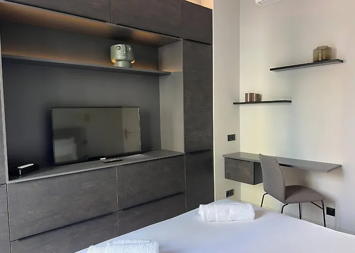 Lägenhet Center One Bedroom , & Sea View #15 Menton