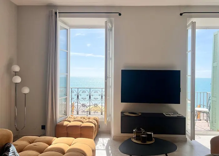 Lägenhet Center One Bedroom , & Sea View #15 Menton