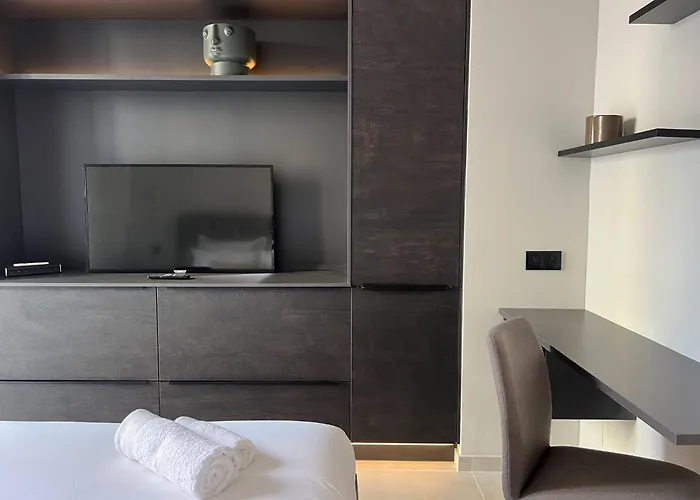 Center One Bedroom , & Sea View #15